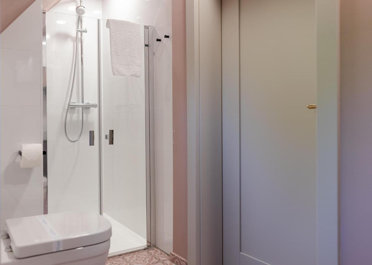 W12 Home Station - Apartement Greenpink Zielona Gora  Luaran gambar